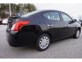 Super Black - Versa 1.6 SV Sedan Photo No. 5