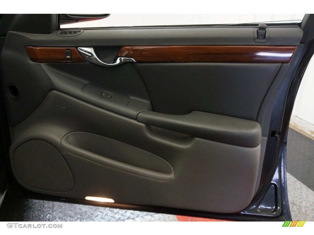 2001 DeVille Sedan - Graphite / Dark Gray photo #17