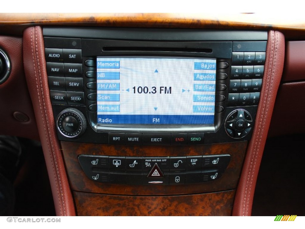2006 Mercedes-Benz CLS 500 Controls Photos