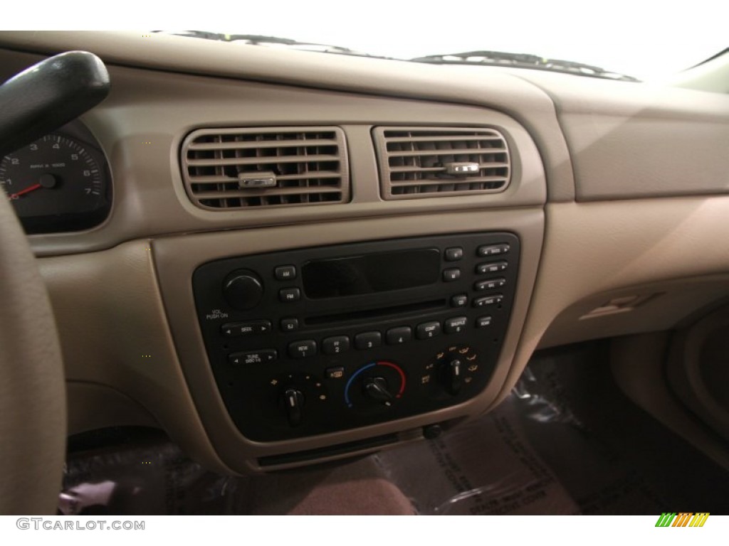2003 Taurus SES - Arizona Beige Metallic / Medium Parchment photo #8