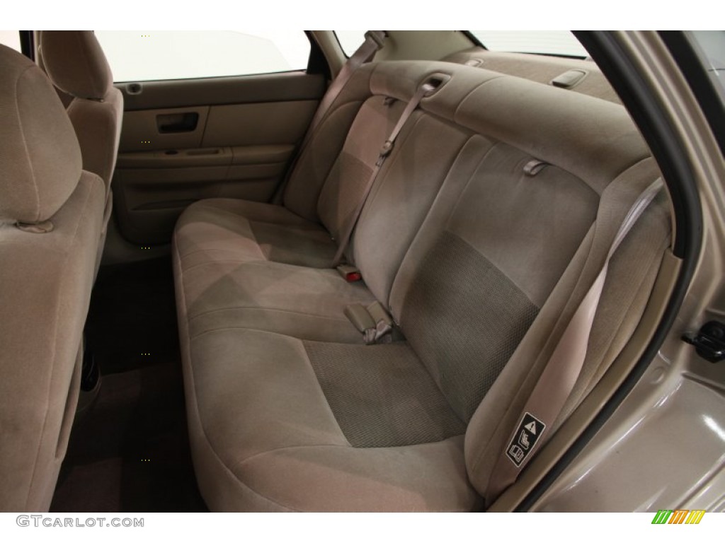 2003 Taurus SES - Arizona Beige Metallic / Medium Parchment photo #11