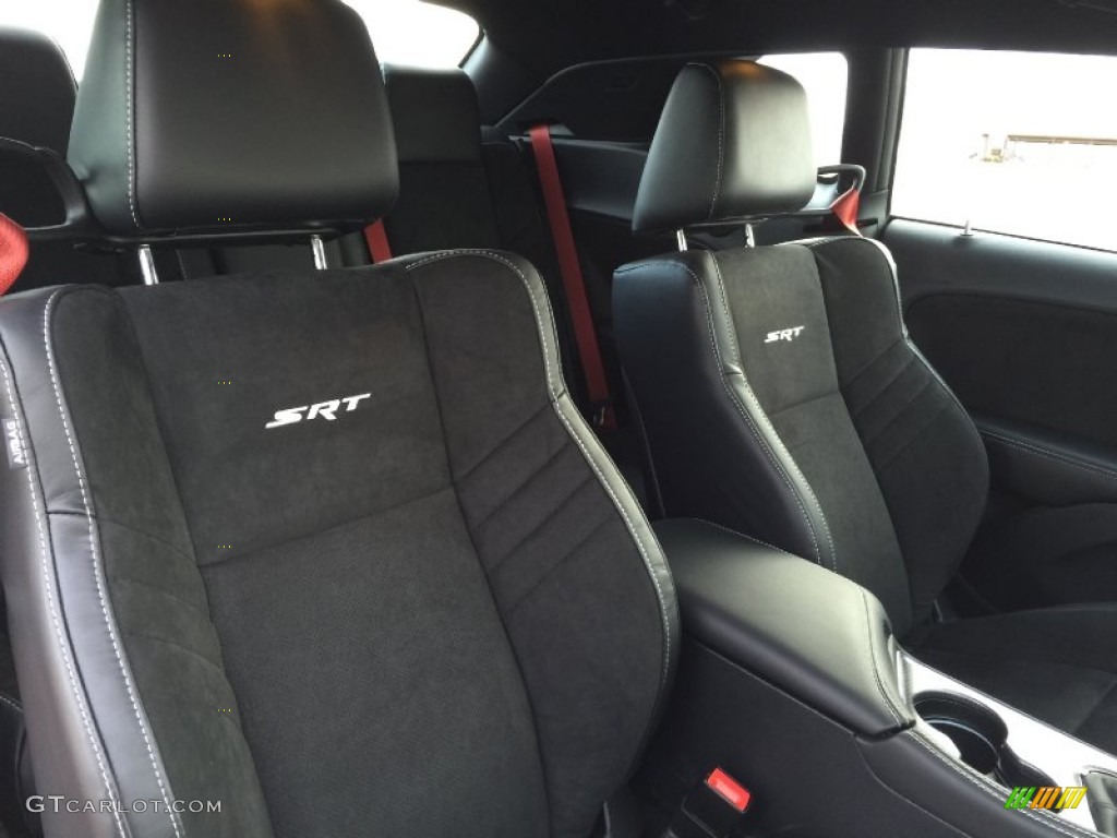2015 Dodge Challenger SRT Hellcat Front Seat Photo #100961240