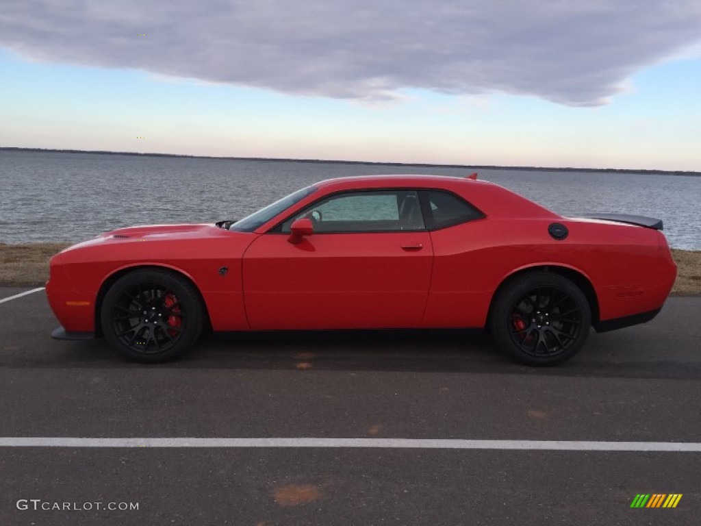 TorRed 2015 Dodge Challenger SRT Hellcat Exterior Photo #100961350