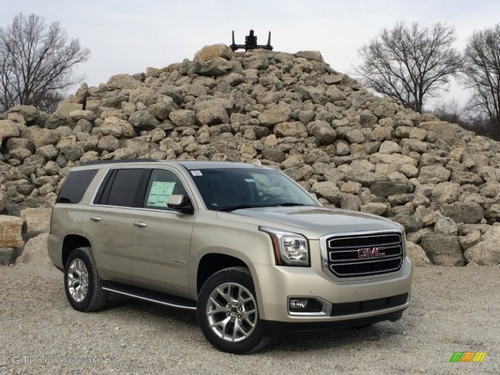 2015 Yukon SLE 4WD - Champagne Silver Metallic / Cocoa/Dune photo #1