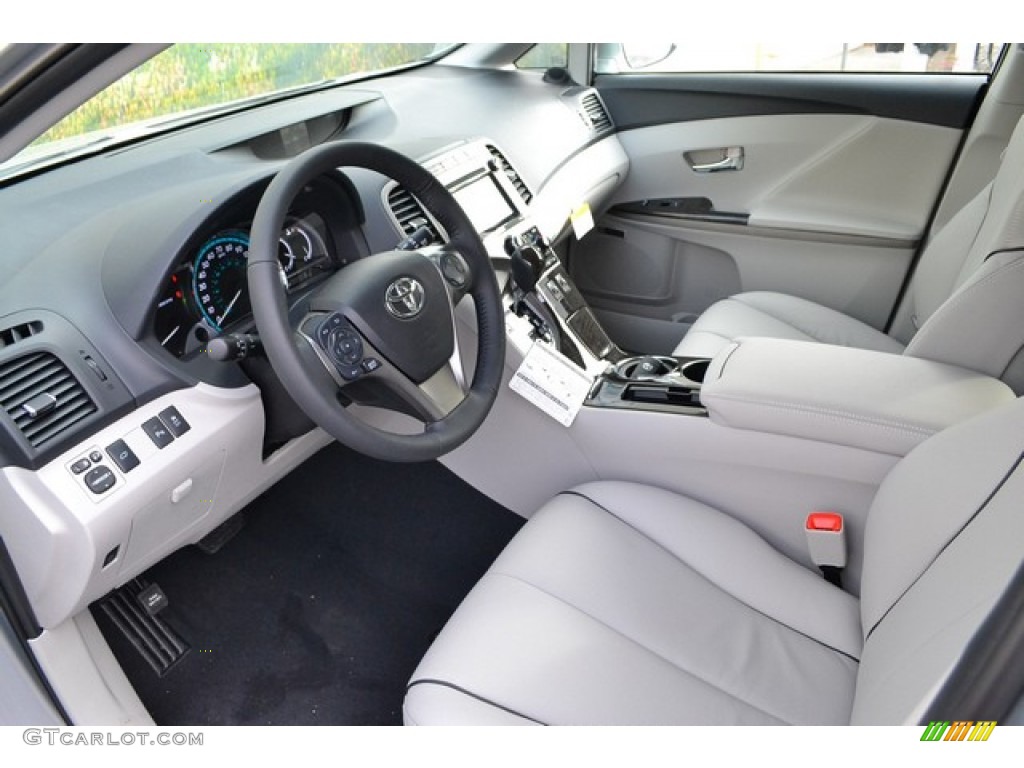 Light Gray Interior 2015 Toyota Venza Limited AWD Photo #100962271