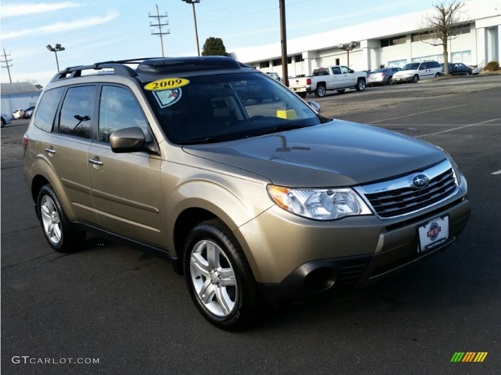 2009 Forester 2.5 X Premium - Topaz Gold Metallic / Platinum photo #3