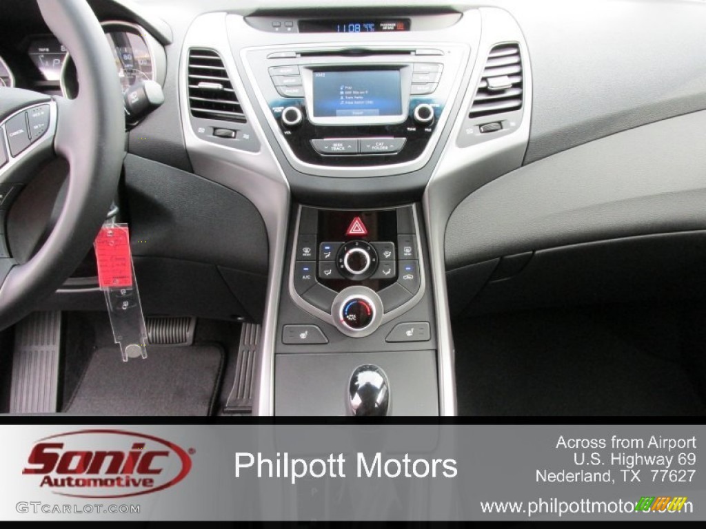 2015 Elantra Limited Sedan - Titanium Gray Metallic / Black photo #27