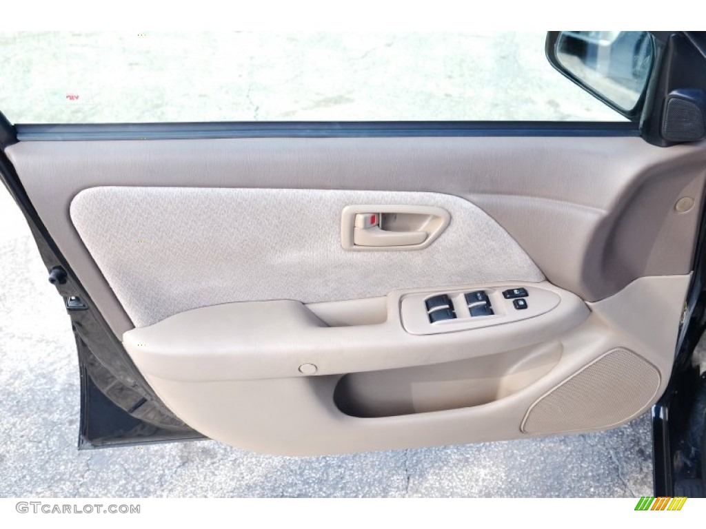 2000 Camry LE - Black / Oak photo #21