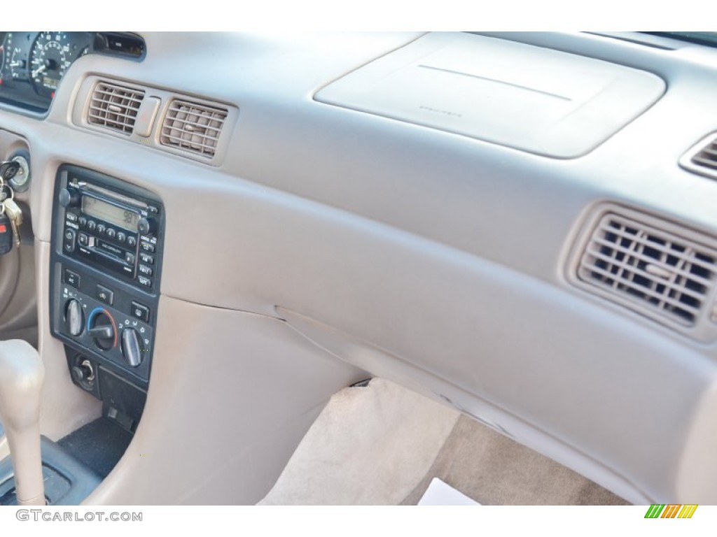 2000 Camry LE - Black / Oak photo #35