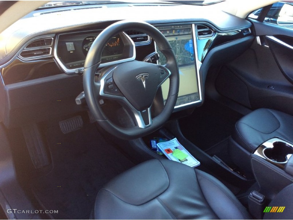 Black Interior 2013 Tesla Model S Standard Model S Model Photo #100971733