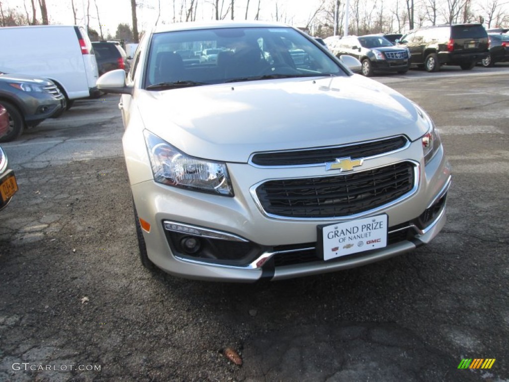 2015 Cruze LT - Champagne Silver Metallic / Jet Black/Medium Titanium photo #1