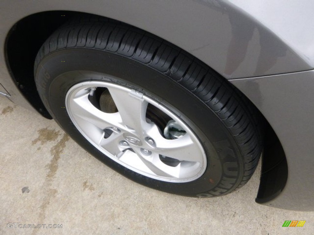 2014 Elantra SE Sedan - Titanium Gray Metallic / Gray photo #9