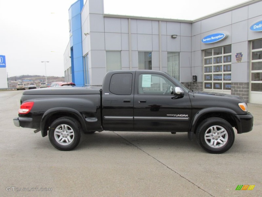 2005 Tundra SR5 Access Cab 4x4 - Black / Light Charcoal photo #2