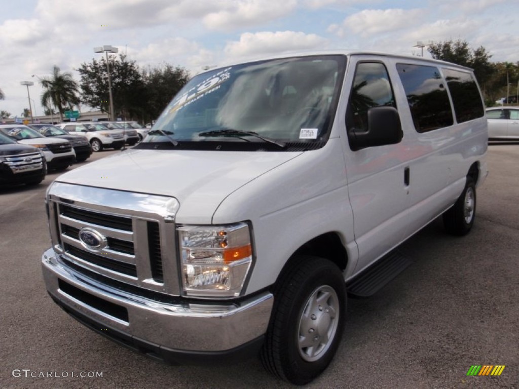 2014 E-Series Van E350 XLT Passenger Van - Oxford White / Medium Flint photo #14