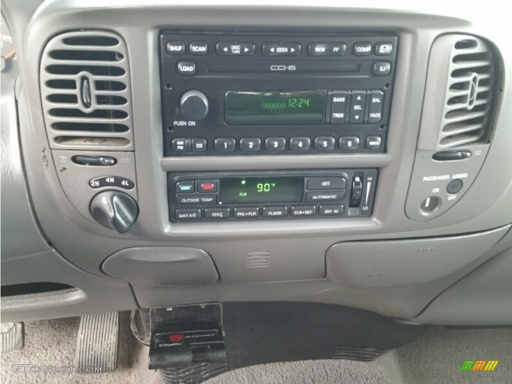 2003 F150 Lariat SuperCab 4x4 - True Blue Metallic / Medium Graphite Grey photo #27