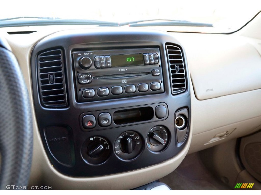 2005 Escape XLS 4WD - Norsea Blue Metallic / Medium/Dark Pebble Beige photo #12