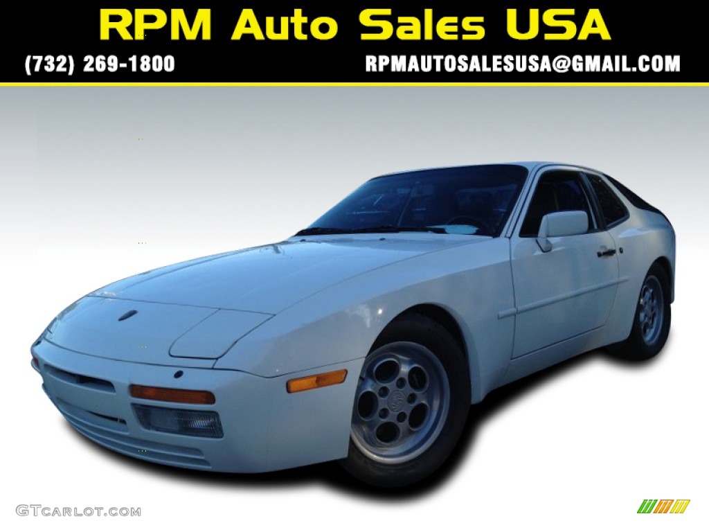 1986 944 Turbo - White / Black photo #1
