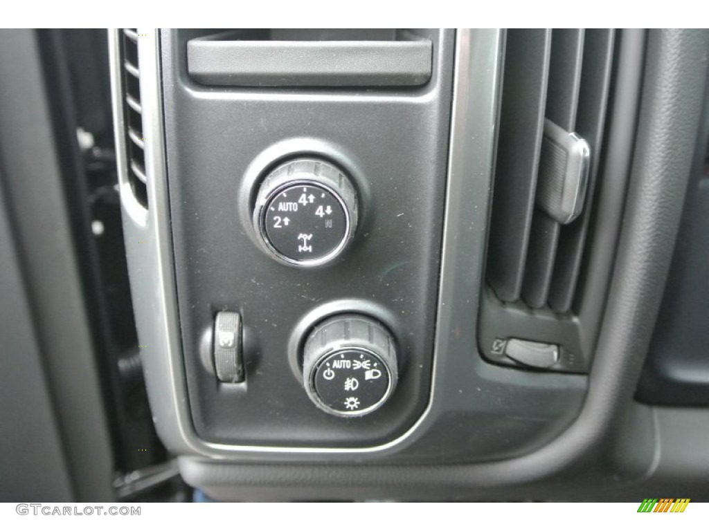2015 Chevrolet Silverado 1500 LT Crew Cab 4x4 Controls Photo #101015641