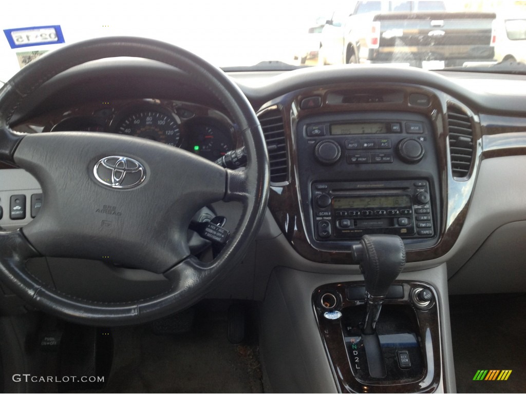 2002 Toyota Highlander V6 Controls Photo #101015761