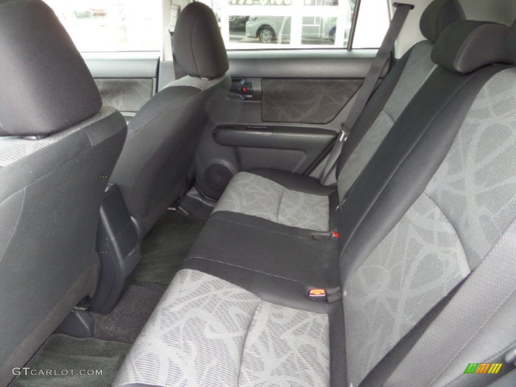 2013 xB  - Super White / Dark Gray photo #12