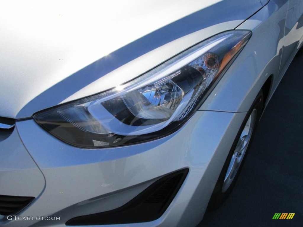 2015 Elantra SE Sedan - Shimmering Air Silver / Gray photo #9