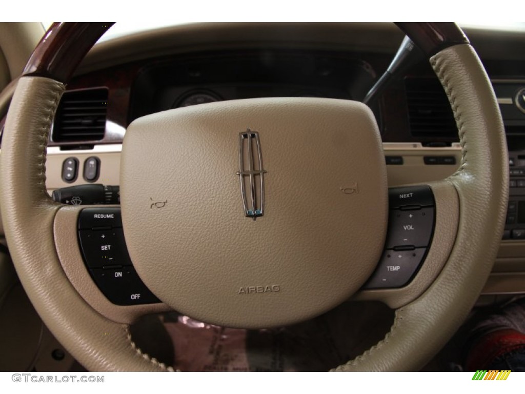 2007 Lincoln Town Car Signature Limited Light Camel Steering Wheel Photo #101024605