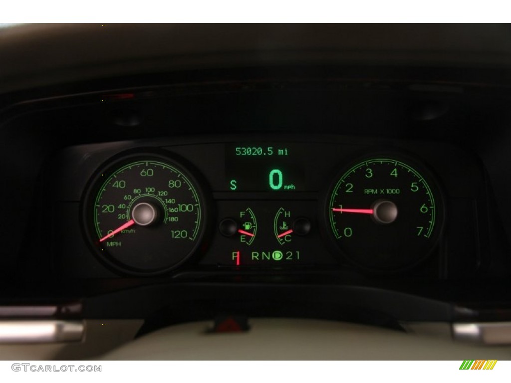2007 Lincoln Town Car Signature Limited Gauges Photo #101024617
