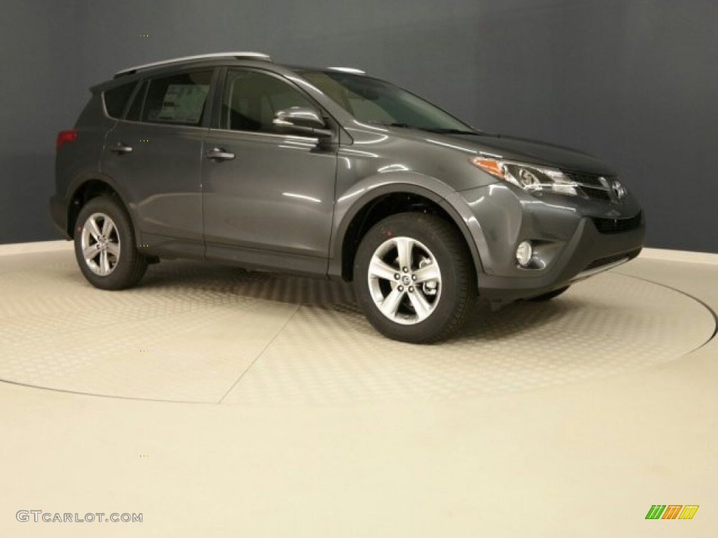 2015 RAV4 XLE - Magnetic Gray Metallic / Black photo #4