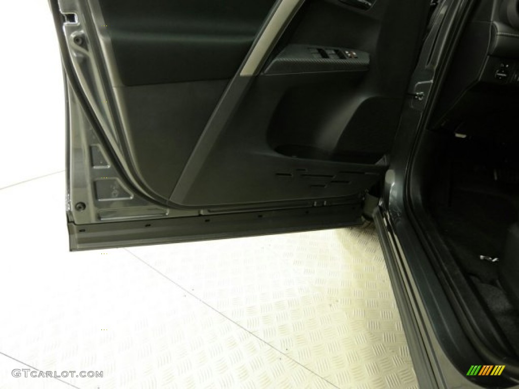 2015 RAV4 XLE - Magnetic Gray Metallic / Black photo #21