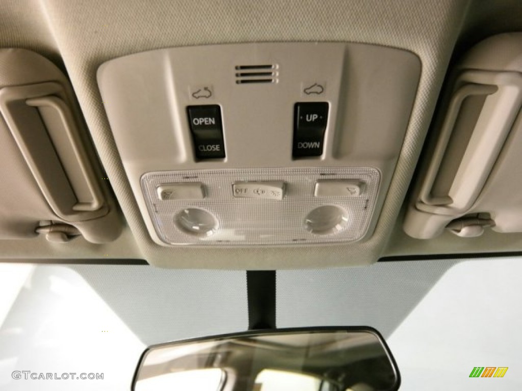 2015 RAV4 XLE - Magnetic Gray Metallic / Black photo #40