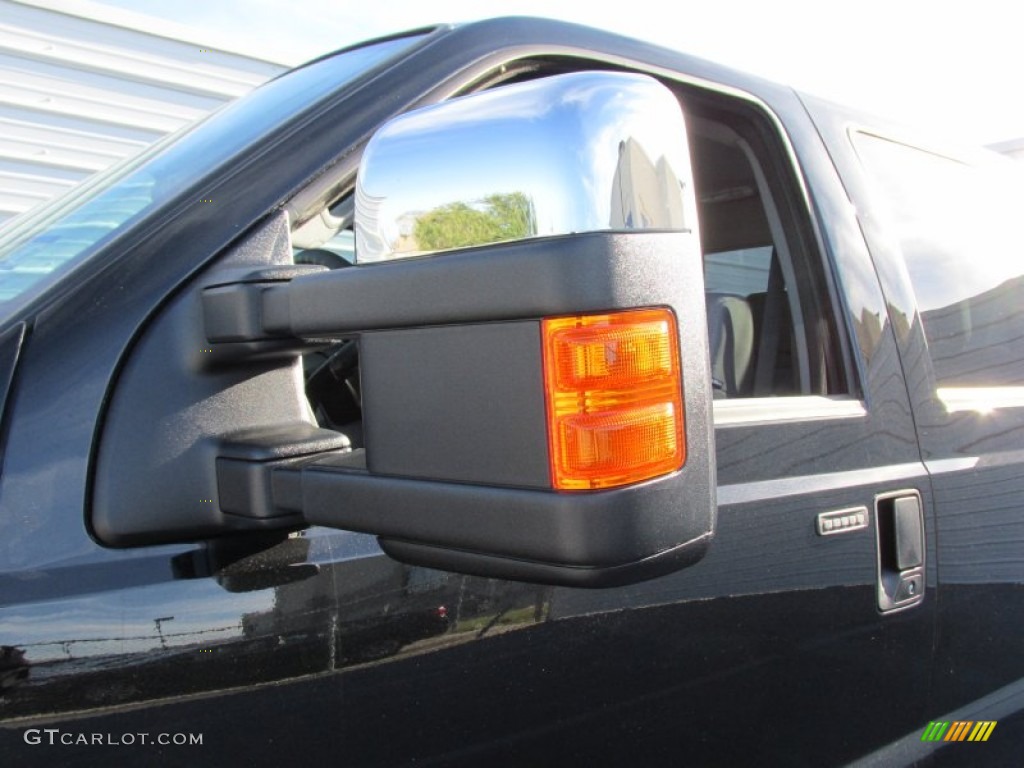 2015 F250 Super Duty XLT Crew Cab 4x4 - Tuxedo Black / Steel photo #13