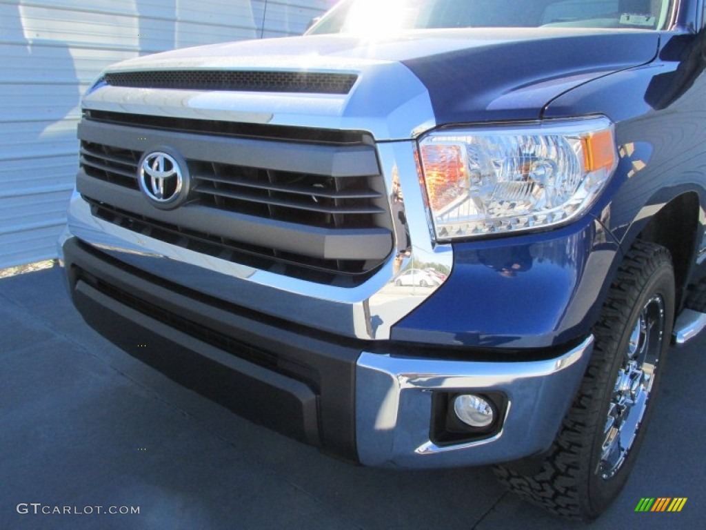 2015 Tundra SR5 CrewMax - Blue Ribbon Metallic / Graphite photo #10