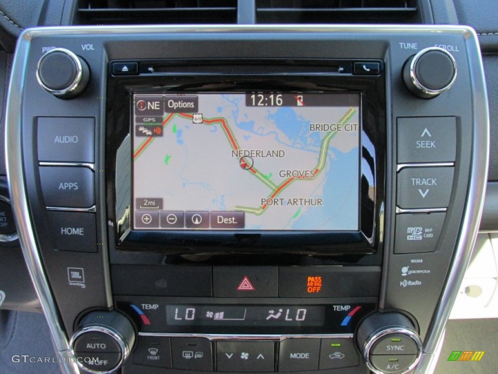 2015 Toyota Camry XLE V6 Navigation Photo #101041379