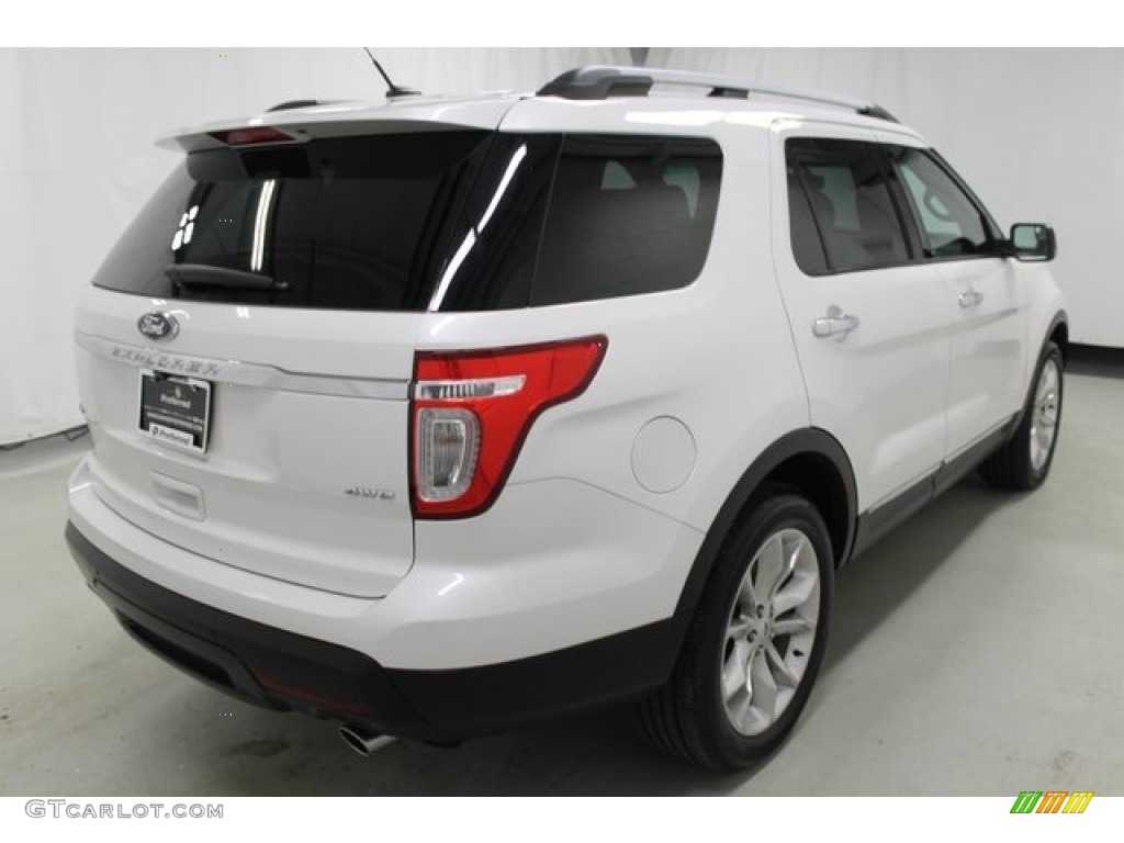 2012 Explorer XLT 4WD - White Platinum Tri-Coat / Medium Light Stone photo #6