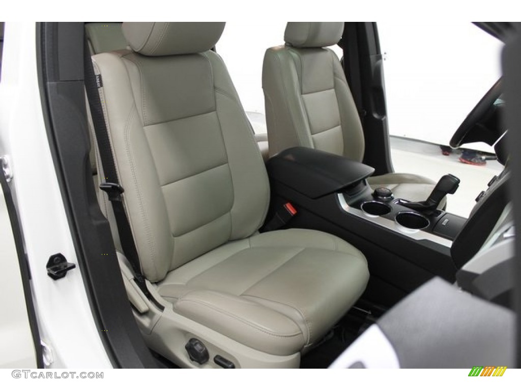 2012 Explorer XLT 4WD - White Platinum Tri-Coat / Medium Light Stone photo #14