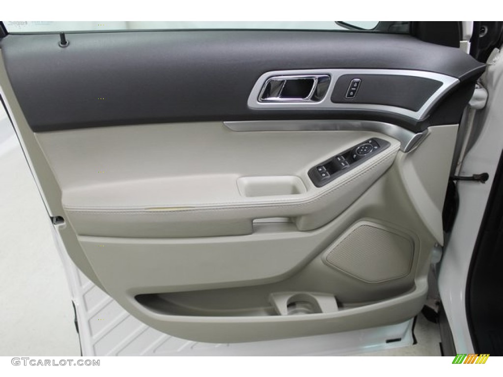 2012 Explorer XLT 4WD - White Platinum Tri-Coat / Medium Light Stone photo #24