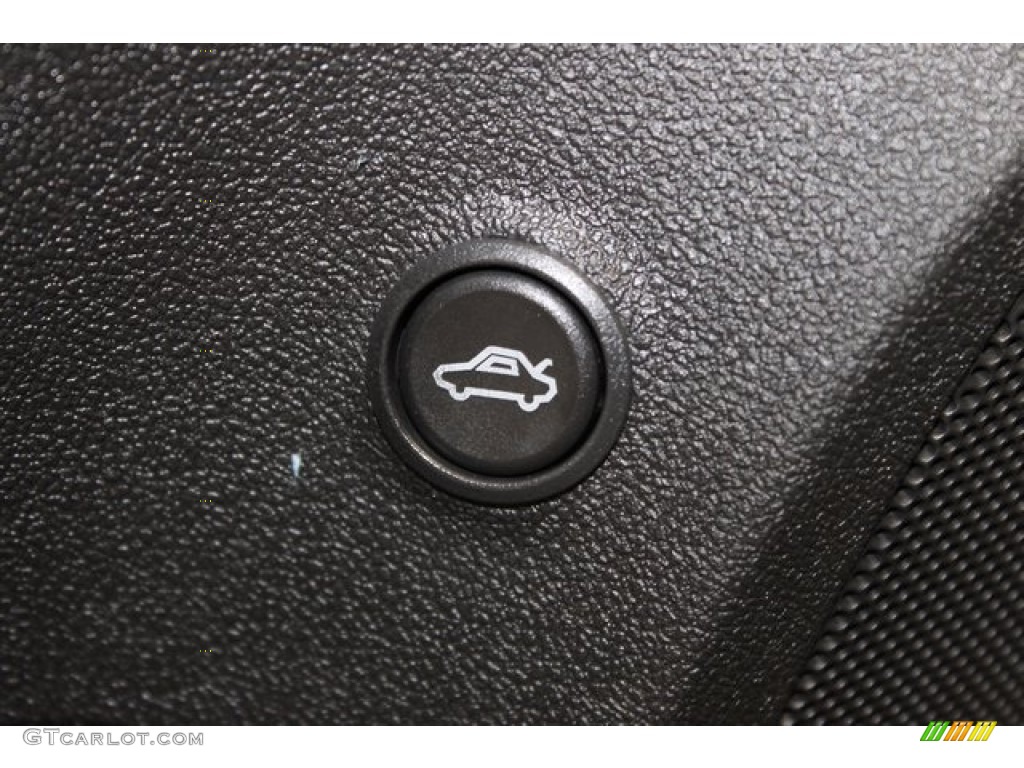 2010 Malibu LT Sedan - Silver Ice Metallic / Ebony photo #20