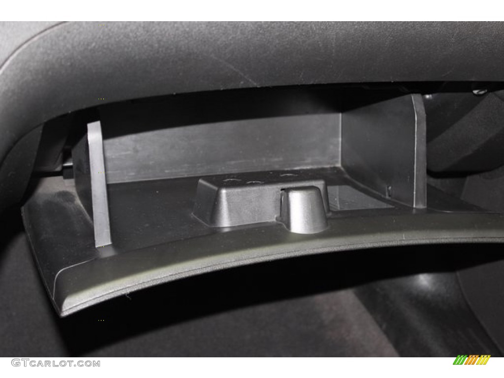 2010 Malibu LT Sedan - Silver Ice Metallic / Ebony photo #35