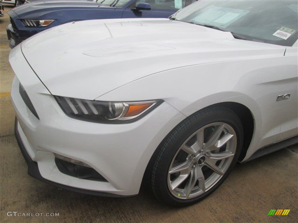 2015 Mustang GT Premium Coupe - Oxford White / 50 Years Raven Black photo #15