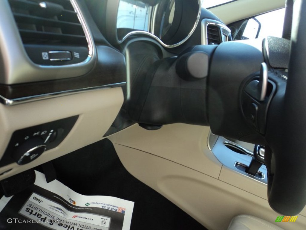 2015 Grand Cherokee Limited 4x4 - Billet Silver Metallic / Black/Light Frost Beige photo #12