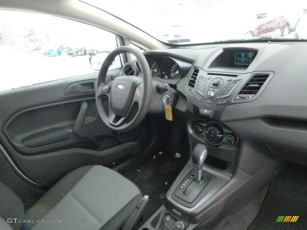 2015 Fiesta S Sedan - Oxford White / Charcoal Black photo #8