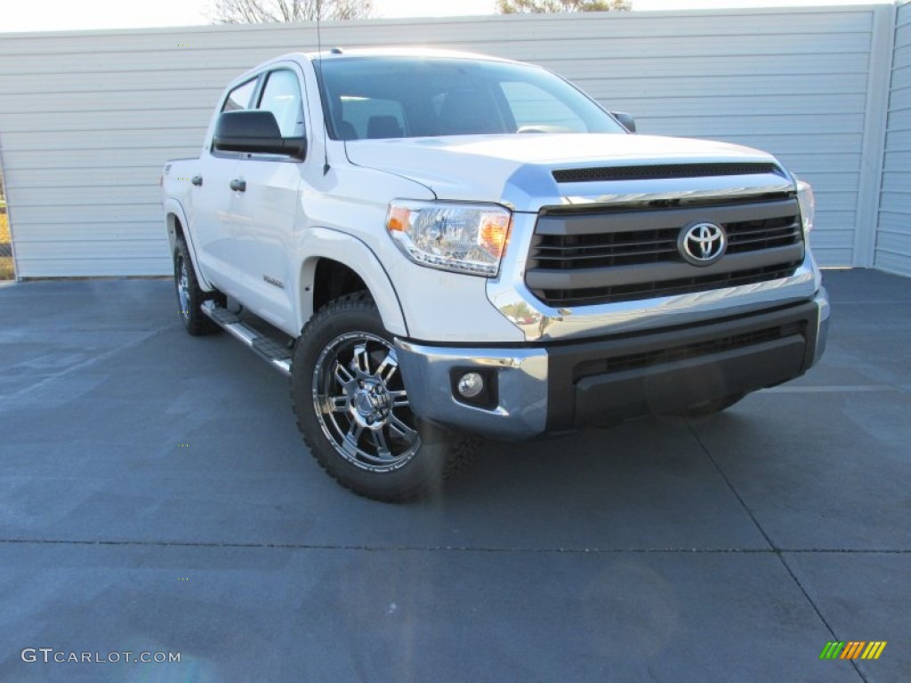 Super White Toyota Tundra