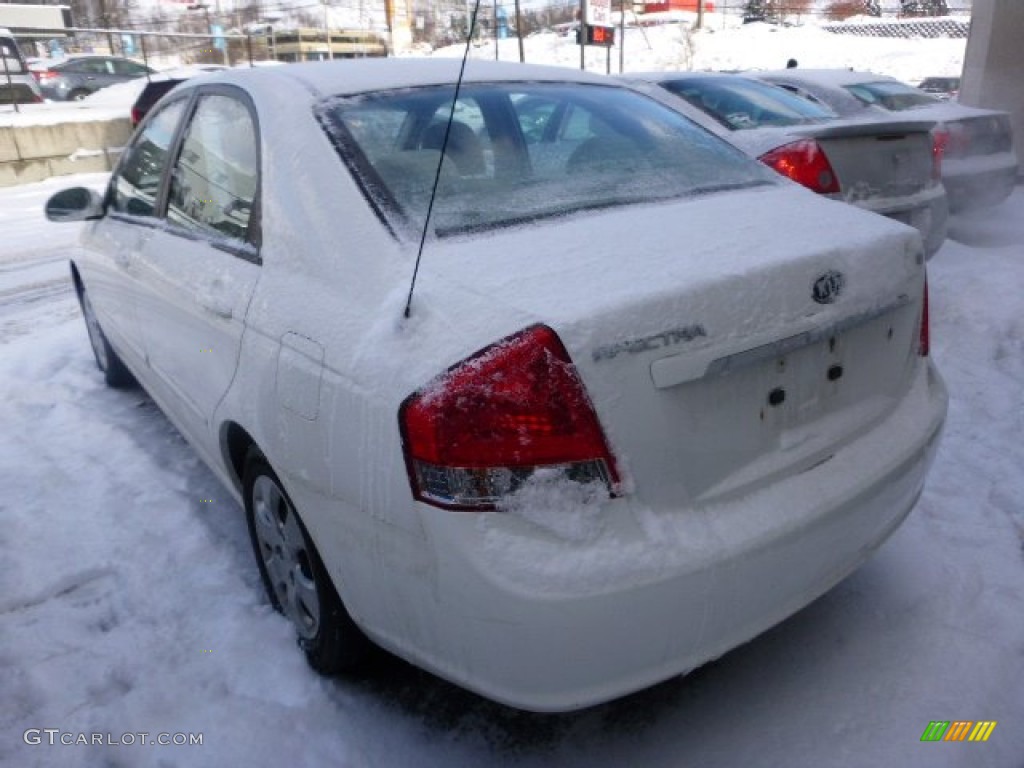 2008 Spectra EX Sedan - White / Beige photo #3