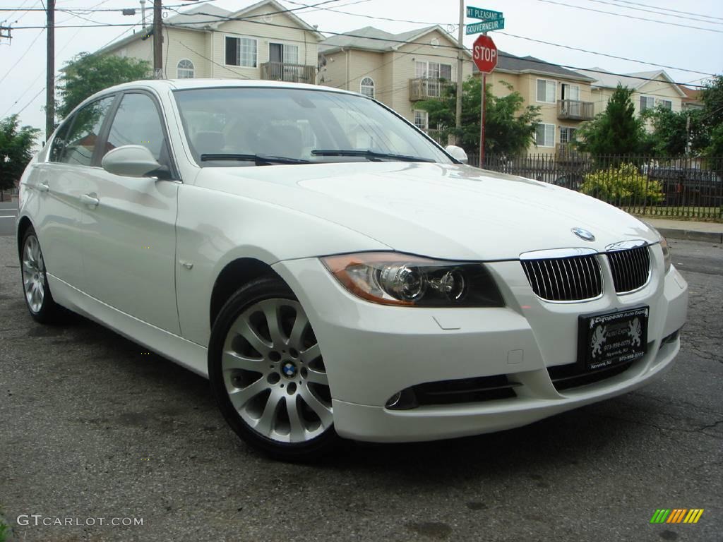 2006 3 Series 330xi Sedan - Alpine White / Beige photo #2