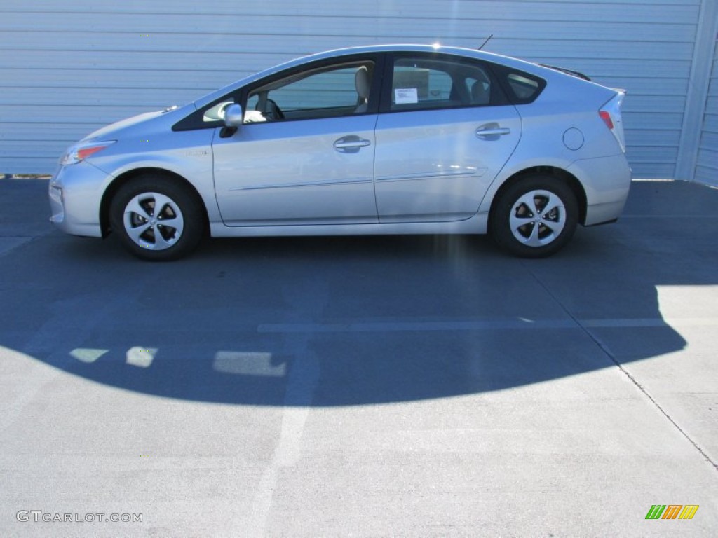 2015 Prius Three Hybrid - Classic Silver Metallic / Misty Gray photo #6