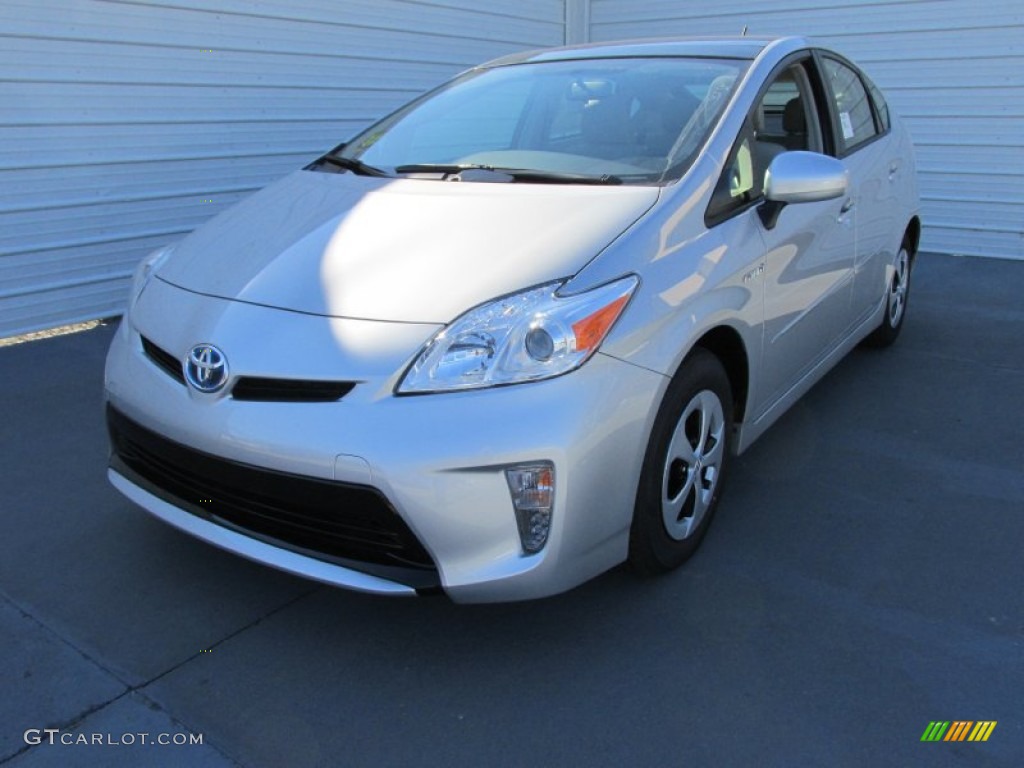 2015 Prius Three Hybrid - Classic Silver Metallic / Misty Gray photo #7