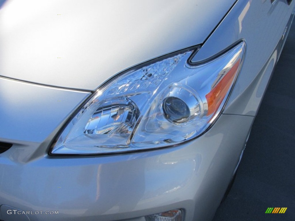 2015 Prius Three Hybrid - Classic Silver Metallic / Misty Gray photo #9