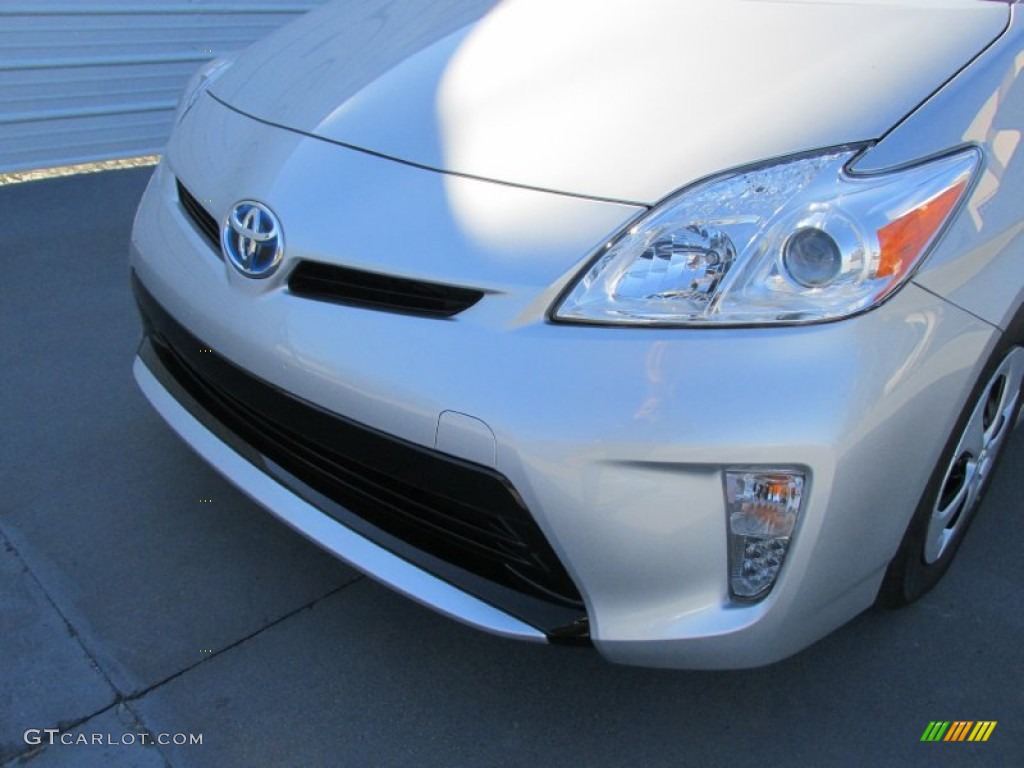 2015 Prius Three Hybrid - Classic Silver Metallic / Misty Gray photo #10