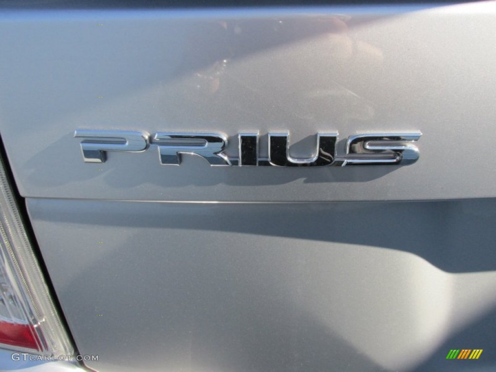 2015 Prius Three Hybrid - Classic Silver Metallic / Misty Gray photo #15