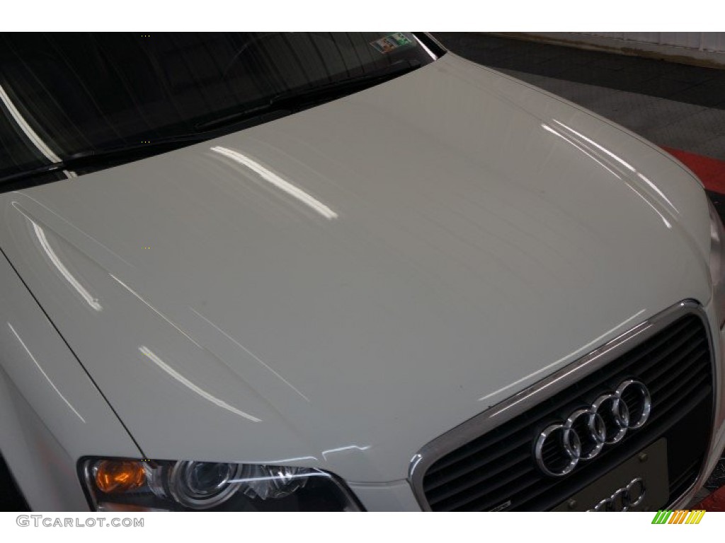 2005 A4 2.0T quattro Sedan - Arctic White / Ebony photo #44
